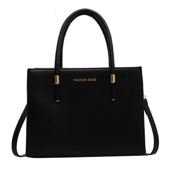 Elegant large capacity handbag in red and black, a perfect balance between practicality and attractiveness.