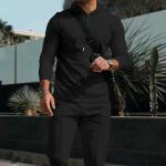 Sporty cotton set with an urban touch. Light elegance with an adventurous spirit.