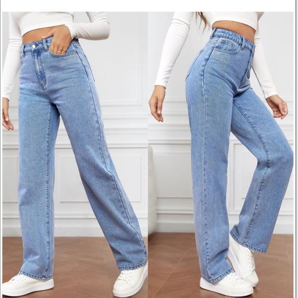 Wide-leg jeans with a modern twist