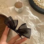 Black mesh hair clip, an artistic touch that complements your elegance