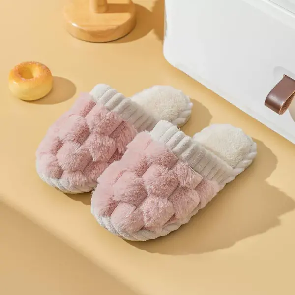 Luxury home slippers with a soft and comfortable feel
