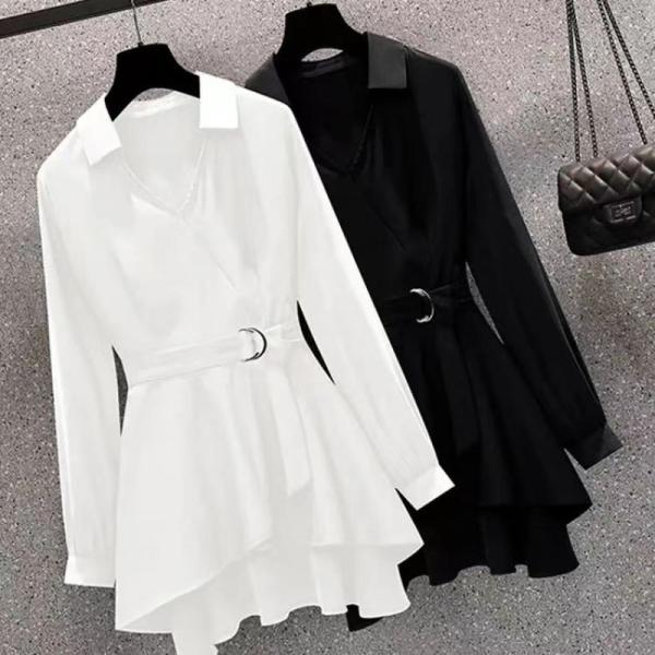 Modern shirt with elegant details and a practical touch